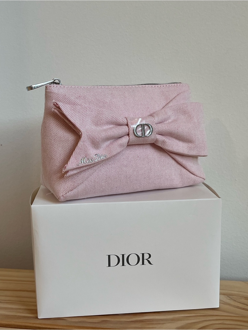Dior Pink Cosmetic Pouch with Bow - Picture 2 of 4
